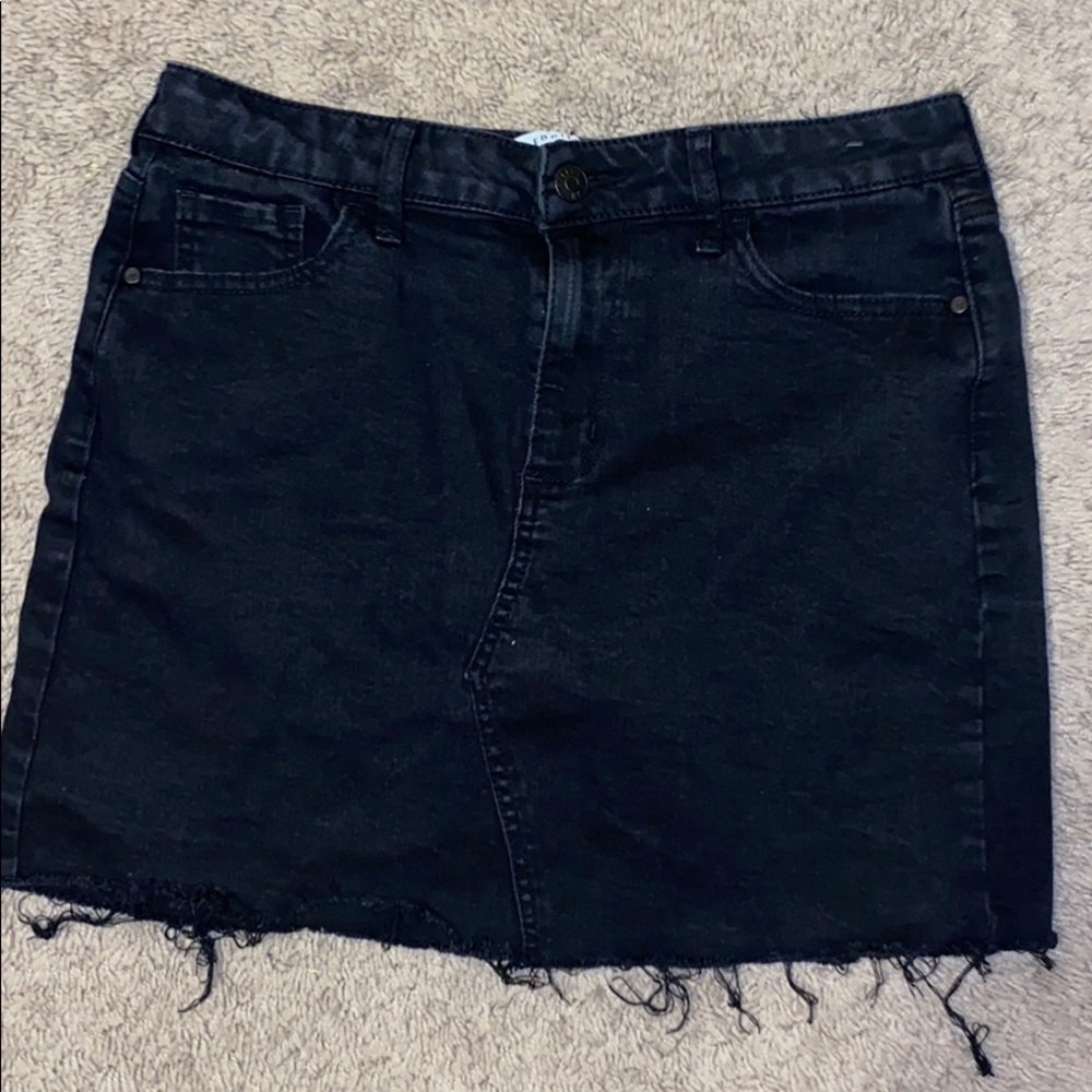 Celebrity pink black denim skirt